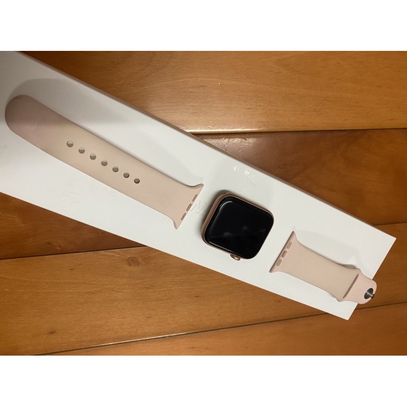 售二手Apple Watch5