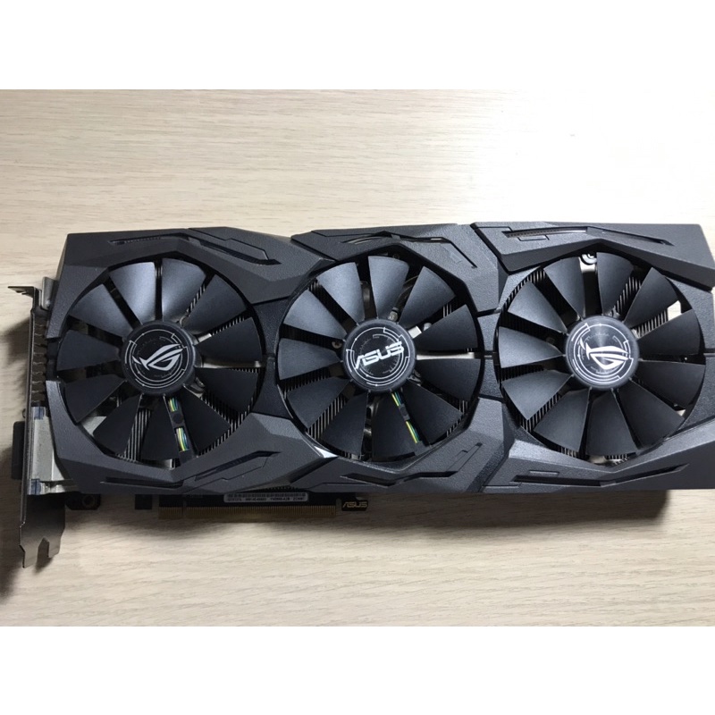 華碩 ASUS ROG STRIX GTX1070 O8G GAMING 顯示卡