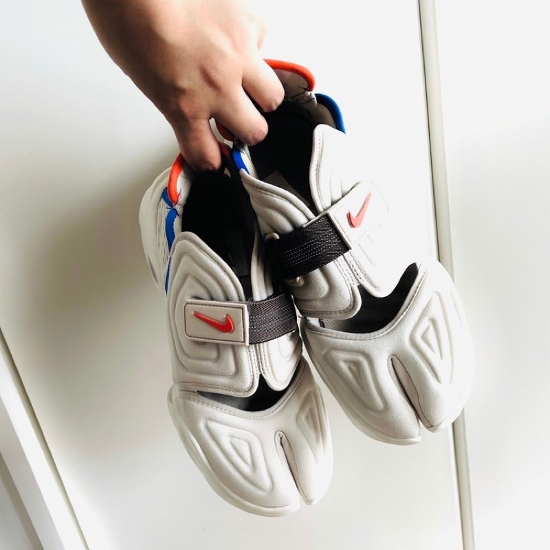 日本購入全新  NIKE忍者鞋 拼色款NIKE WMNS AQUA RIFT 23cm