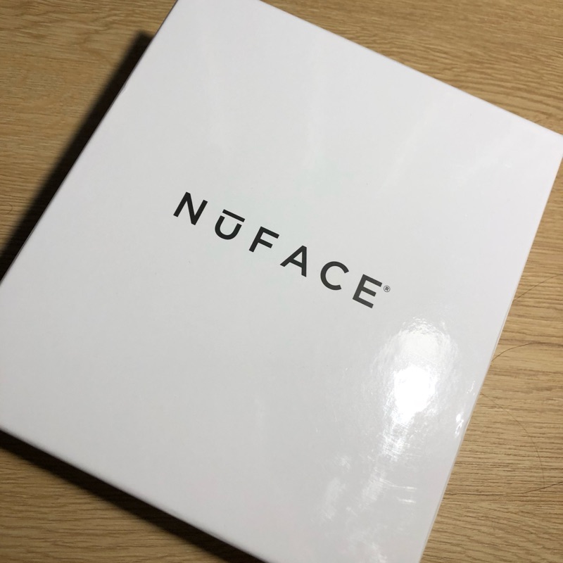 NUFACE MINI 粉 電波拉堤儀*1  二手To Hsin Hsin下標