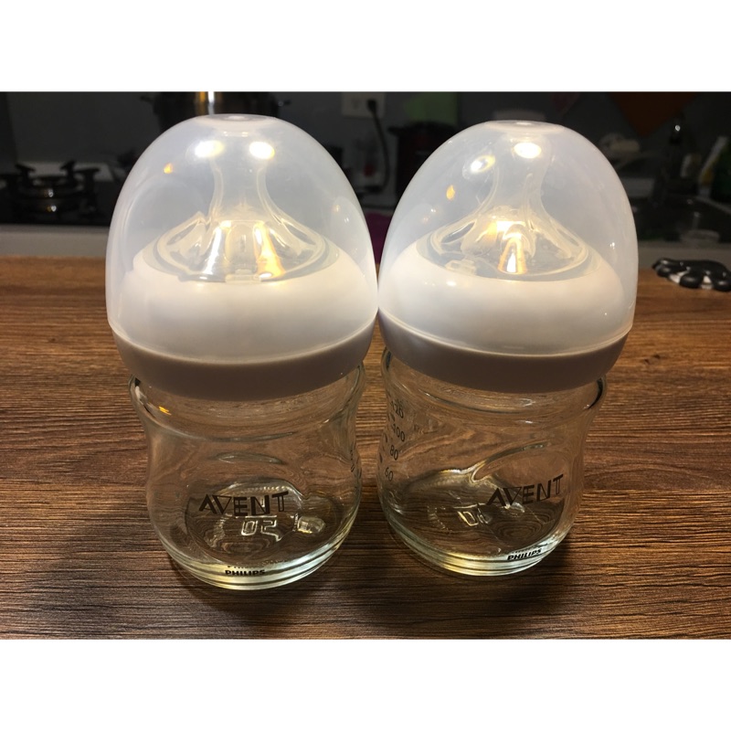 ［二手］AVENT 新安怡 親乳感玻璃奶瓶 120ml (單入)、[全新］新生兒專用防脹氣奶嘴（2入）