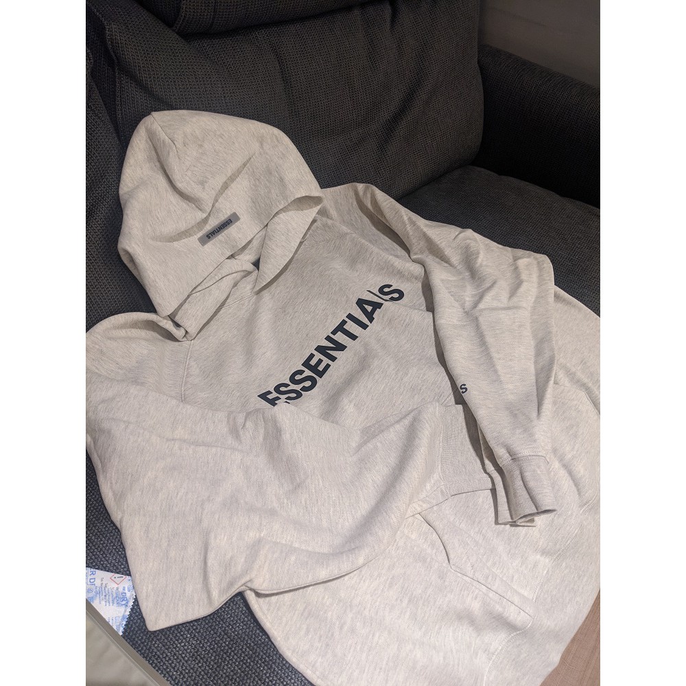 （現貨）FOG Essentials hoodie 帽T 連帽衛衣 帽踢 燕麥灰