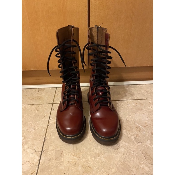 DR.Martens 14孔紅色女靴 （二手）