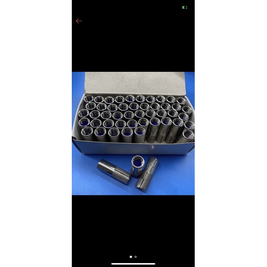 白鐵S304內迫式膨脹螺絲3/8 "內迫式不銹鋼壁虎 懸吊固定 內螺牙可接螺絲 一盒700（50顆）需要一盒的私聊 謝謝