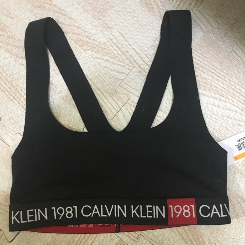 Calvin Klein ck 運動內衣 無襯墊 全新