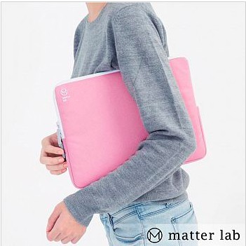 Matter Lab Blanc Macbook 13吋保護袋晨霧粉（全新）
