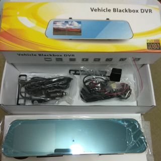 全新 低價 出清 4.0吋 繁體中文 後照鏡 藍光 防眩 行車記錄器 行車 汔車 記錄器 紀錄器 整合式接頭 倒車 顯影
