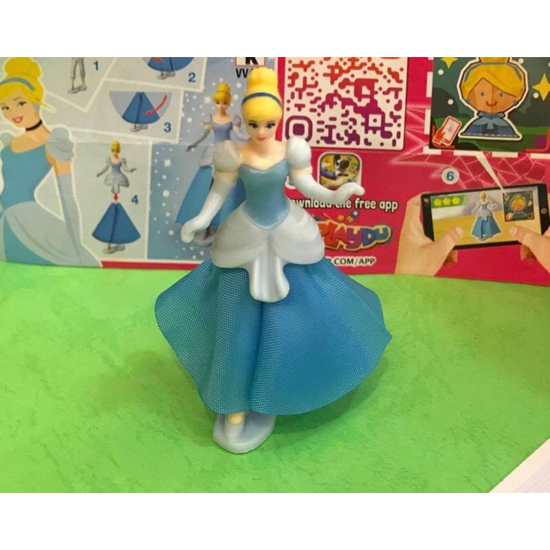 ［現貨］ 最新款式 英國進口 健達出奇蛋 玩具 迪士尼公主 灰姑娘 仙度瑞拉 小朋友最愛