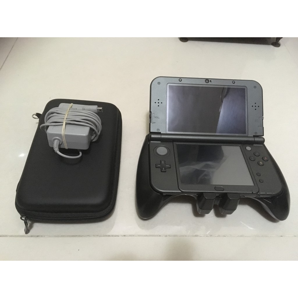 New 3DS LL 3dsll 黑色 9 成新 hori 類比 異域神劍 聖火降魔錄無雙 改機 破解 b9s b9