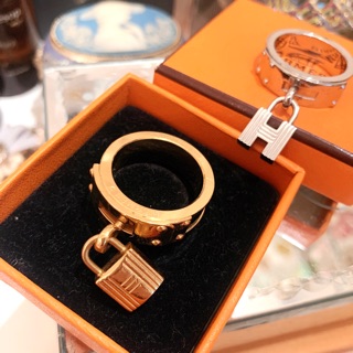 法國精品名牌 Hermes 愛馬仕 銀色絲巾釦環 經典H鎖頭吊墜扣環 鎖頭絲巾環絲巾扣 法國製