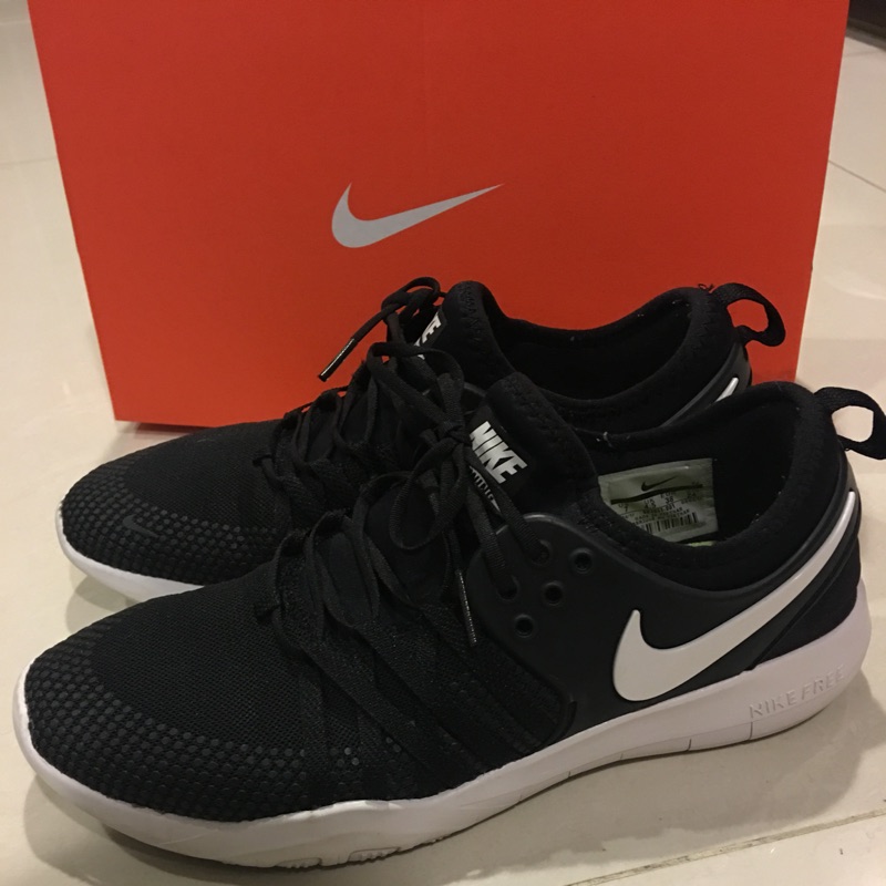 NIKE FREE TR7(六成新）