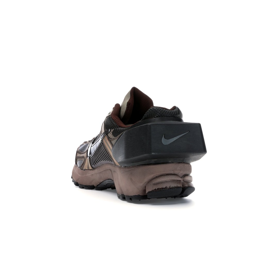 nike zoom vomero 5 solarized