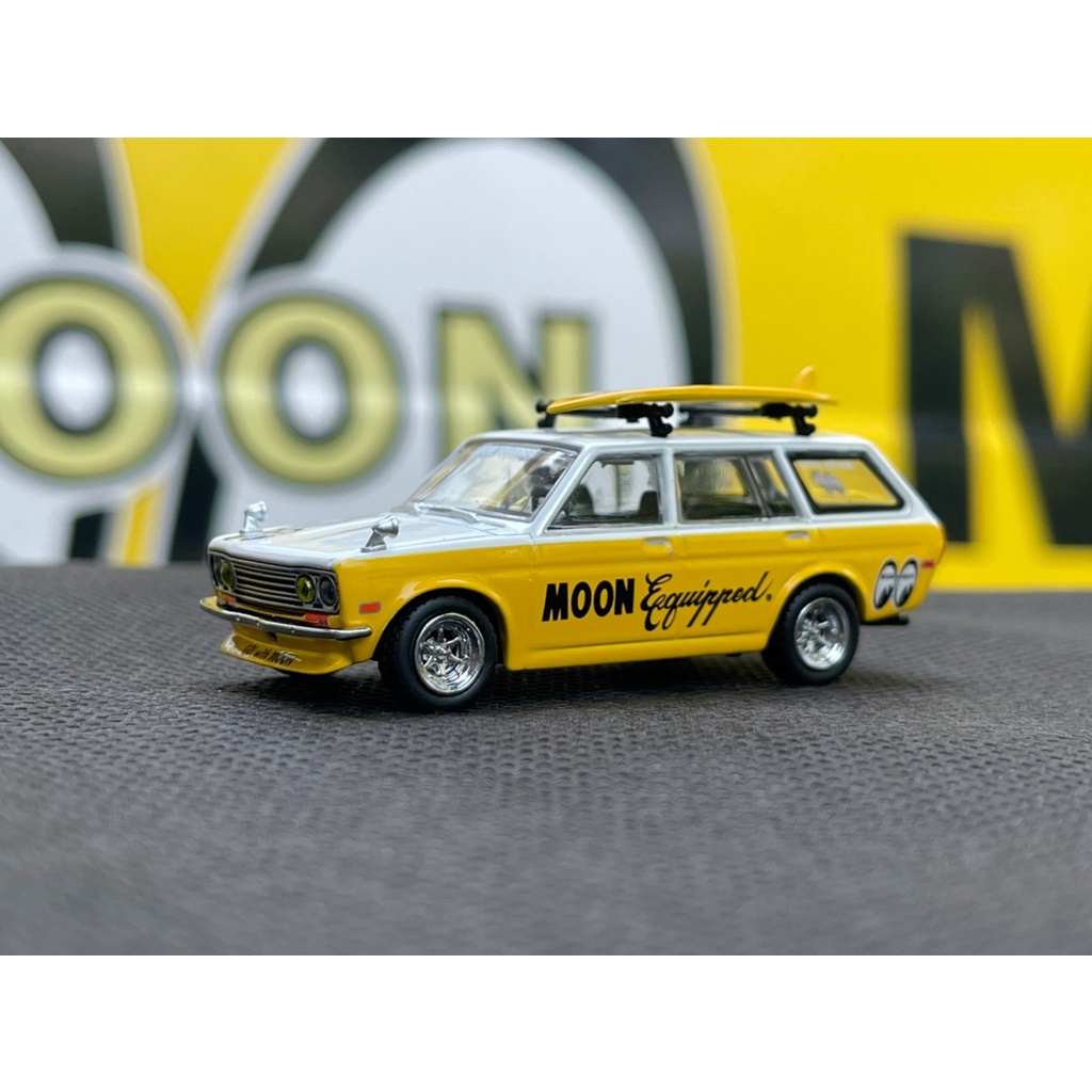 Tarmac x Mooneyes 1/64 Datsun Bluebird 510 Wagon裕隆 速力 老車 衝浪板