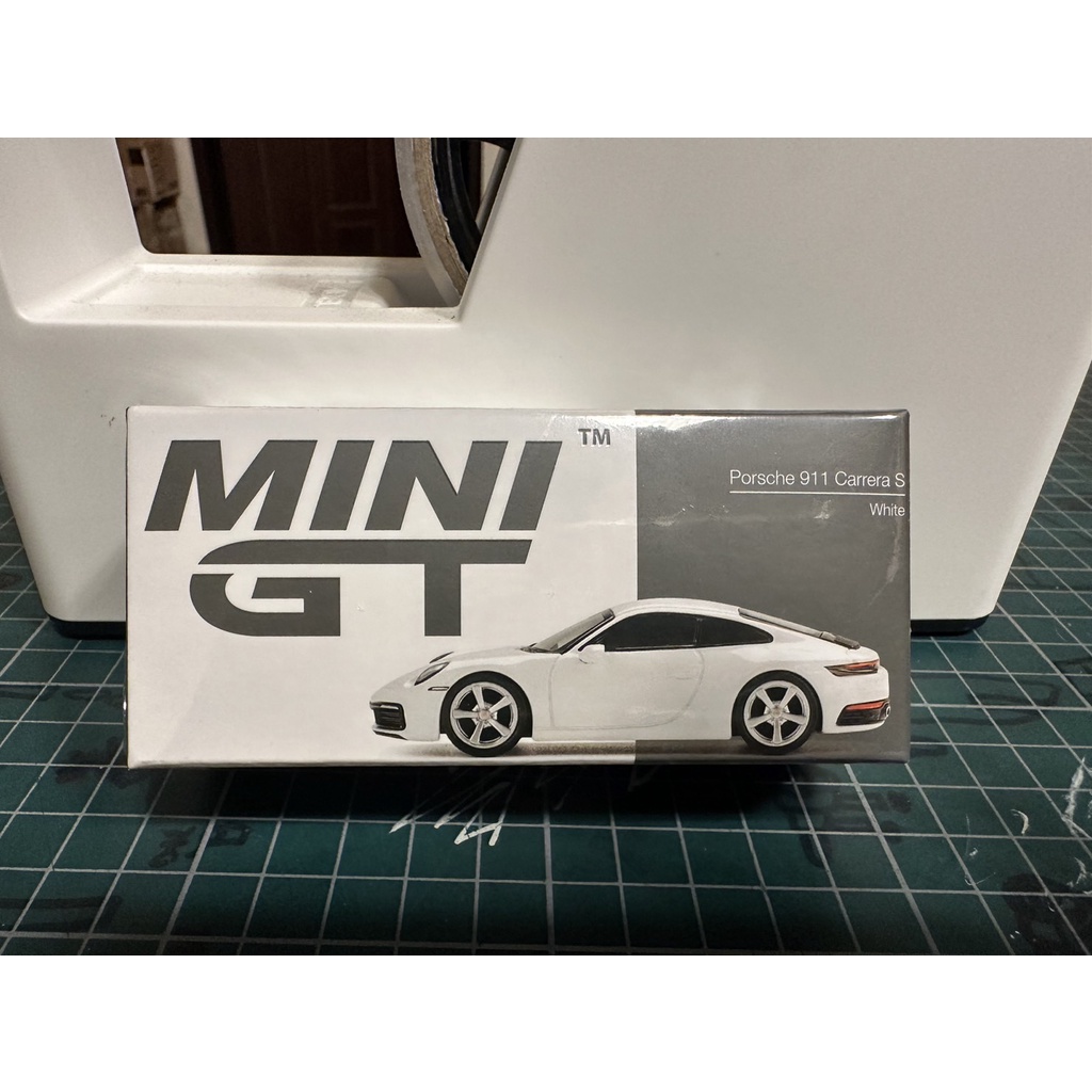 (肥宅) MINI GT 1/64 #380 保時捷 Porsche 911 992 Carrera S White全新