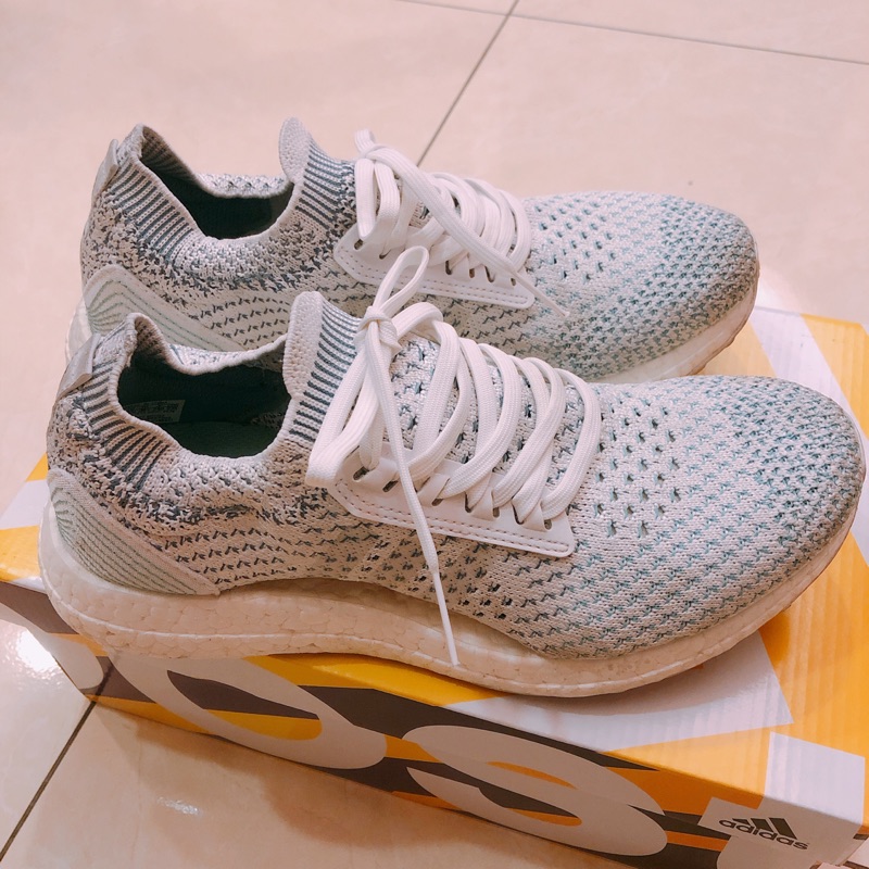 二手adidas Ultra Boost X Parley 8.5成新BB7152 24cm | 蝦皮購物