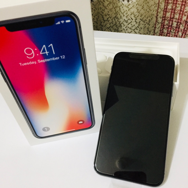 iPhone X 64G 二手 近全新 使用不到一年