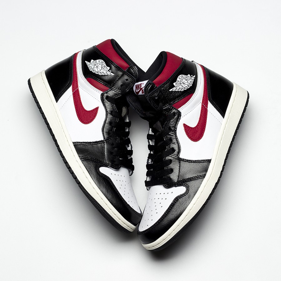 nike air jordan 1 retro high og gym red