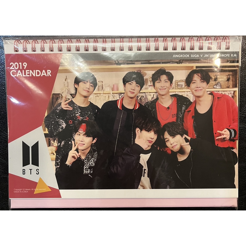 BTS  韓國進口寫真桌曆/年曆/2019+2020/全新未拆附月份貼紙