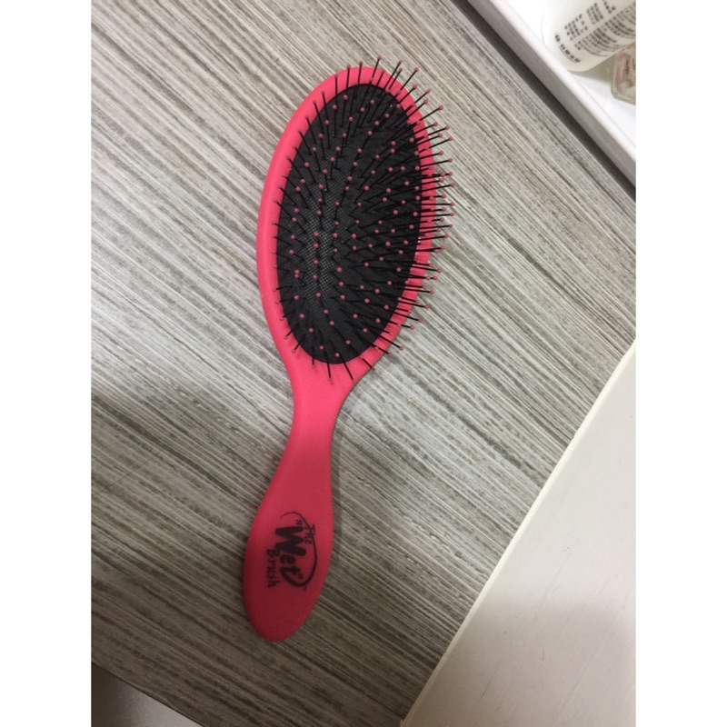 The wet brush 施魔梳