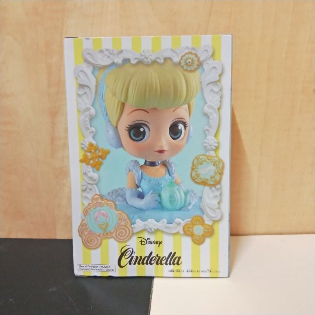 Disney Cinderella Qposket 日本 景品 正版 迪士尼 公主 仙度瑞拉 灰姑娘