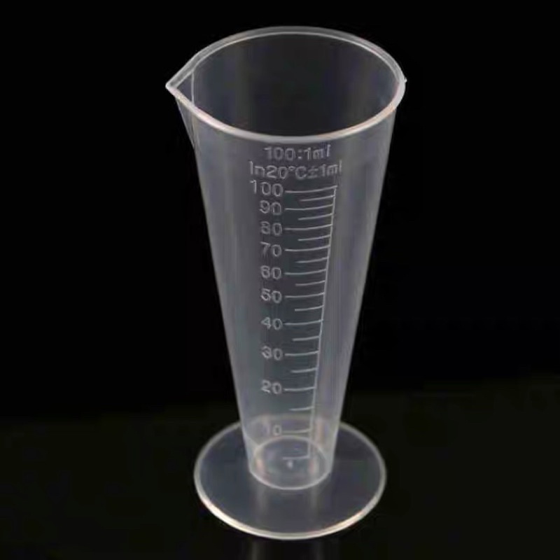 100ml三角量杯  P P材質 有刻度 有尖嘴 液體量杯
