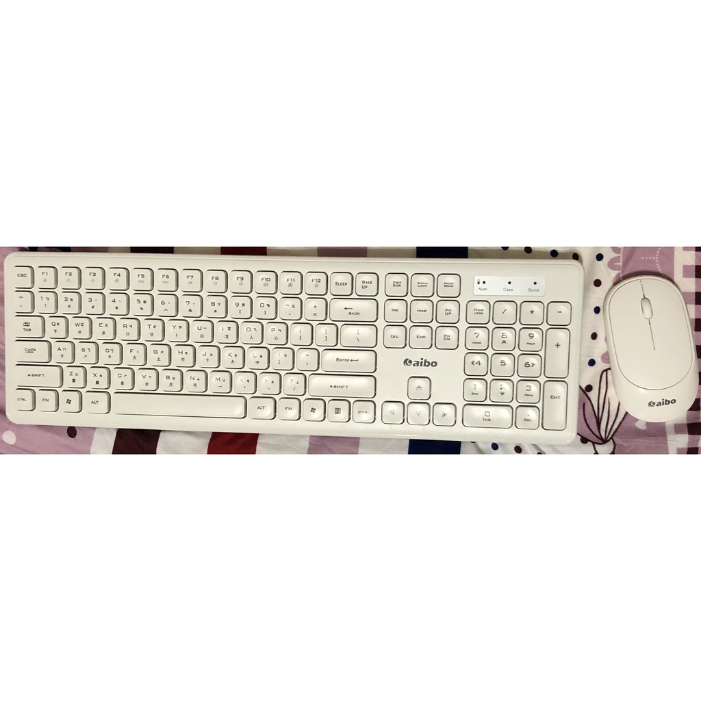 AIBO KM10 超薄型文青風 2.4G無線鍵盤滑鼠組 白色(二手)