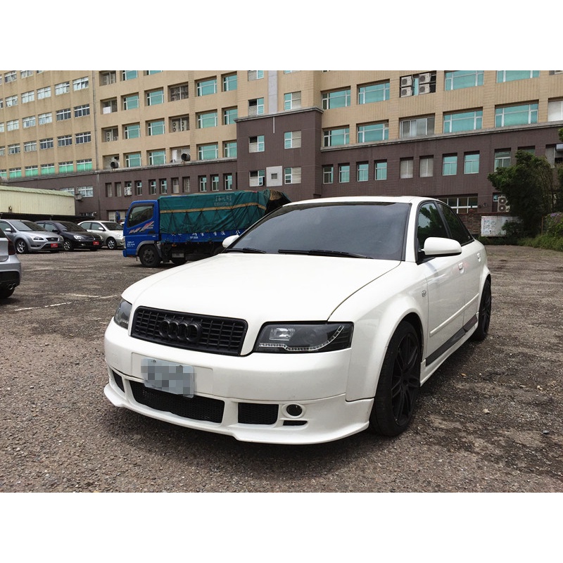 FB:硬硬的車庫! 奧迪 AUDI A4 1.8T 白 03年中古車 二手車 桃園 汽車 車用 強力過件