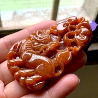 0124天然緬甸A貨老坑冰糯水潤放光滿色招財紅翡麒麟祥獸獻瑞玉墜掛件如意種水足滿色水頭佳如意項鍊墜子胸墜項鏈玉牌事事如意