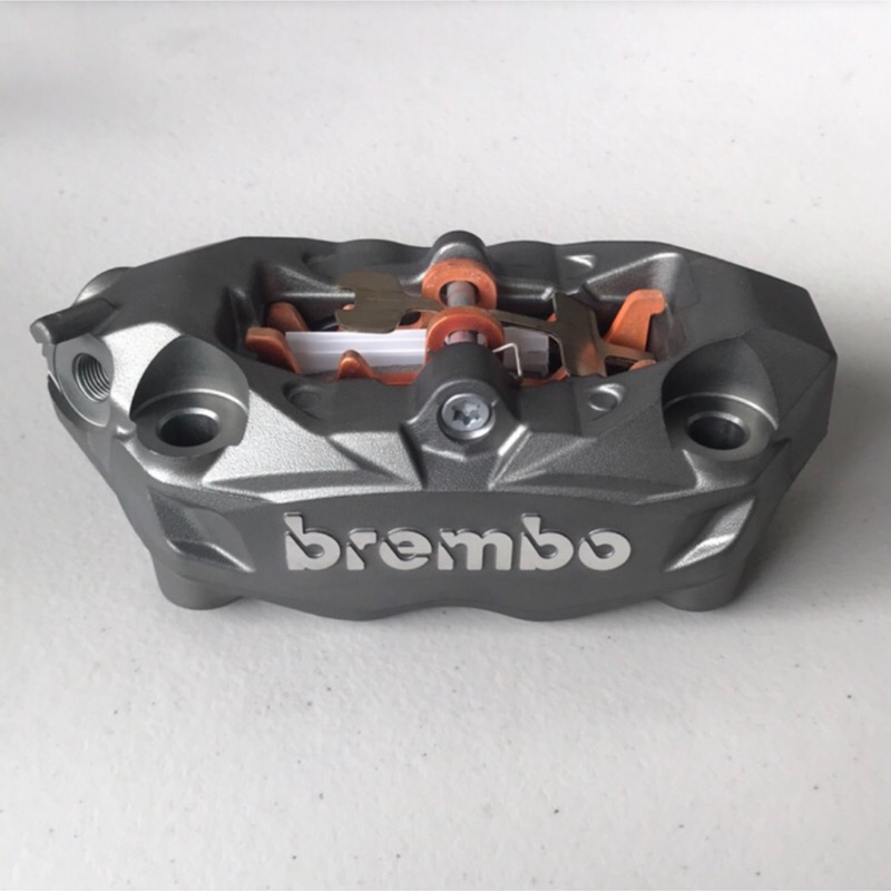 【HOT二輪】 光陽公司貨 Brembo ak550 輻射卡鉗 孔距100mm SMAX FORCE