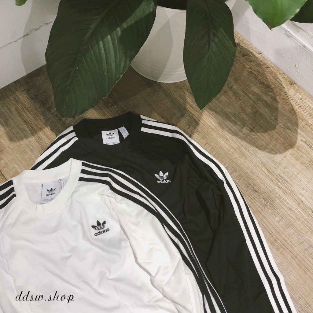 dv1560 adidas