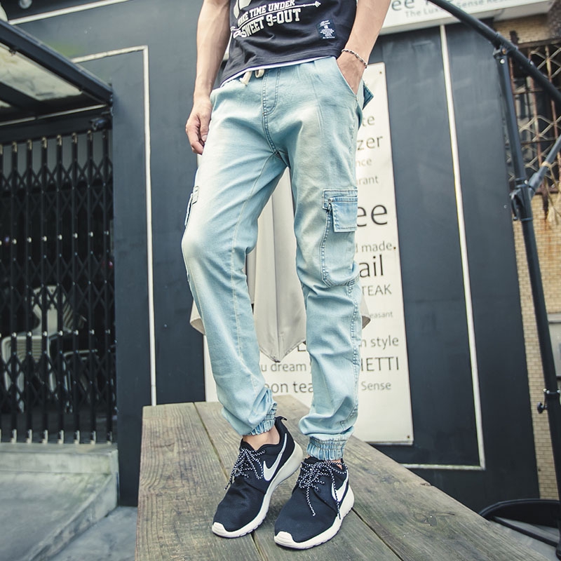 AOYAMA 單寧系列Jogger Pants多功能側袋設計水洗刷色縮口牛仔褲【JK3698 】水藍