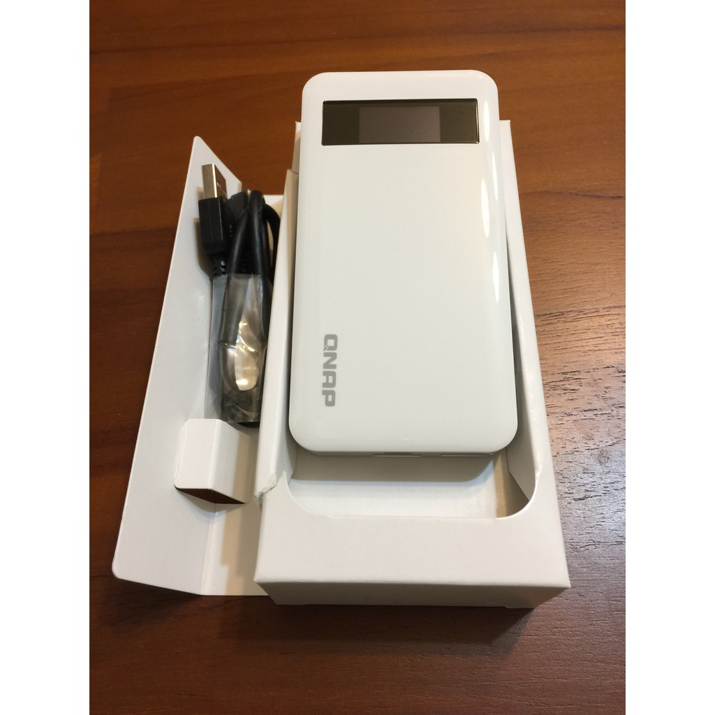 QGenie 七合一的隨身NAS、行動電源、AP分享器