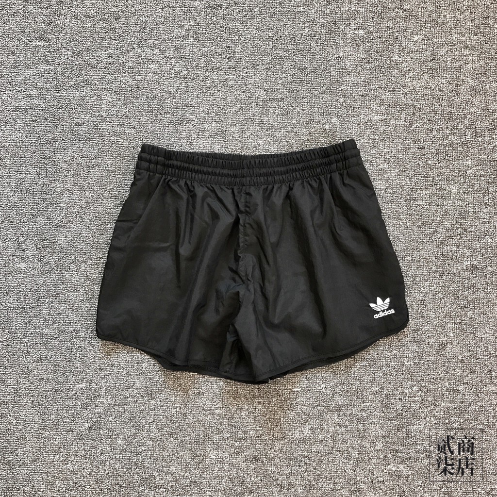 (貳柒商店) adidas Classics 3s Shorts 女款 黑色 三葉草 短褲 休閒 三線 GN2885