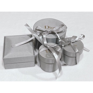 Dior 迪奧 首飾盒 紙盒 經典款灰色珠光緞面 禮物包裝盒 聖誕禮物 珠寶盒 名牌 精品 正品 戒指盒 項鍊盒