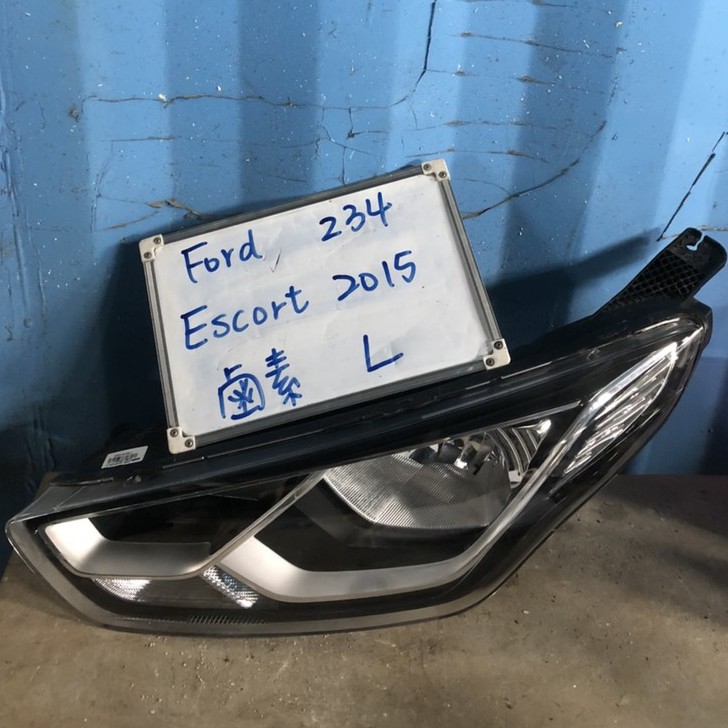 FORD234 福特ESCORT 2015年 鹵素左大燈 原廠二手空件