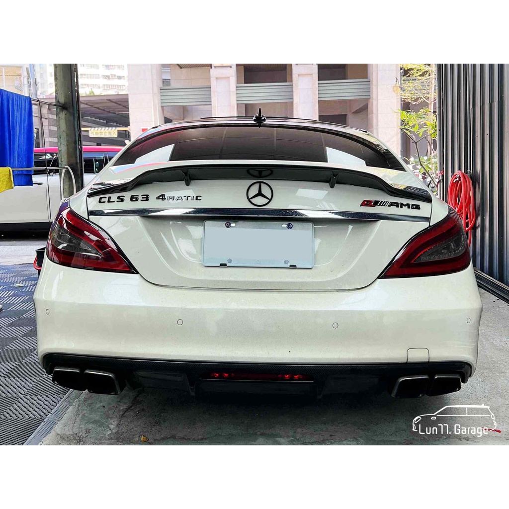 Lun77. 現貨 - BENZ CLS63 R款 碳纖維尾翼 壓尾套件 簡易黏貼 改裝 W218 CLS350 副廠