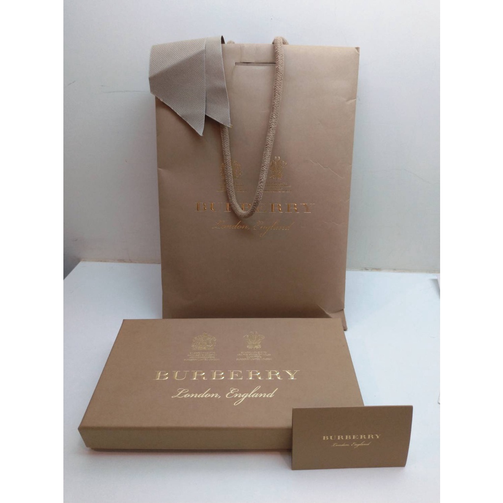 [現貨-正品]BURBERRY 禮品袋+緞帶 內附盒子與保護套
