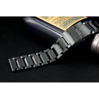 20mm ,22mm, 24mm黑色真空離子電鍍全拉砂質感飛行風格不鏽鋼製實心錶帶,雙按式不鏽鋼單折保險扣