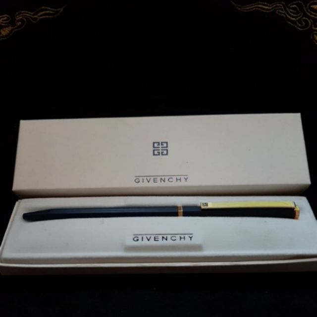 郵寄免運中 Givenchy 深藍八角形旋轉原子筆