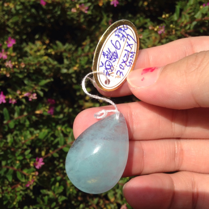 AAA+天然 ㊣巴西 海藍寶 項鍊～寶石約長30寬21厚7mm~來自巴西的天然海水藍寶石！巴西海藍寶墜子、海水藍寶石項鍊