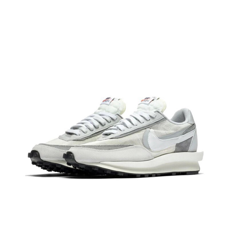 便宜清庫存剩下兩雙Sacai X Nike Ldwaffle 灰白///AirMax 90 x DIOR灰白 迪奧