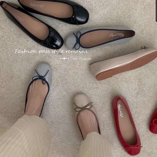 娃娃鞋 。【實拍 四色 Size 35-40 】經典通勤必備 蝴蝶結芭蕾舞漆皮軟底娃娃平底鞋 ➡️ 建議選擇大ㄧ號