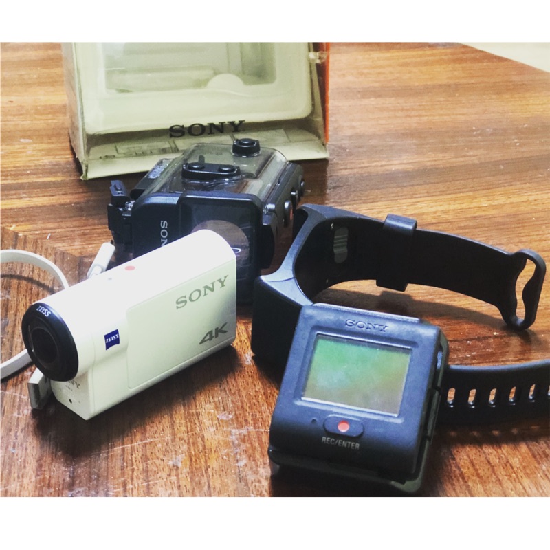 FDR-X3000 運動攝影機+ RM-LVR3即時檢視遙控器 二手