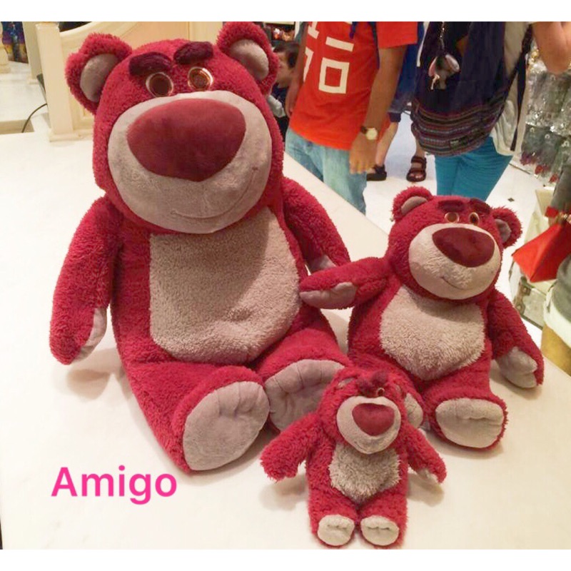《朋友禮品》香港迪士尼樂園 熊抱哥 熊暴哥 抱哥 暴哥 大 娃娃 玩偶 絨毛 填充玩具 草莓味 Lotso 玩具總動員