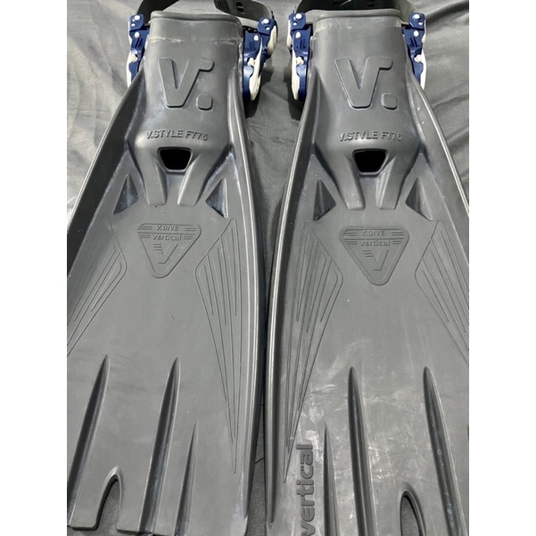 清倉價3000，原價4800V.DIVE威F776 專業潛水全橡膠可調式蛙鞋 只有三雙 全新未使用