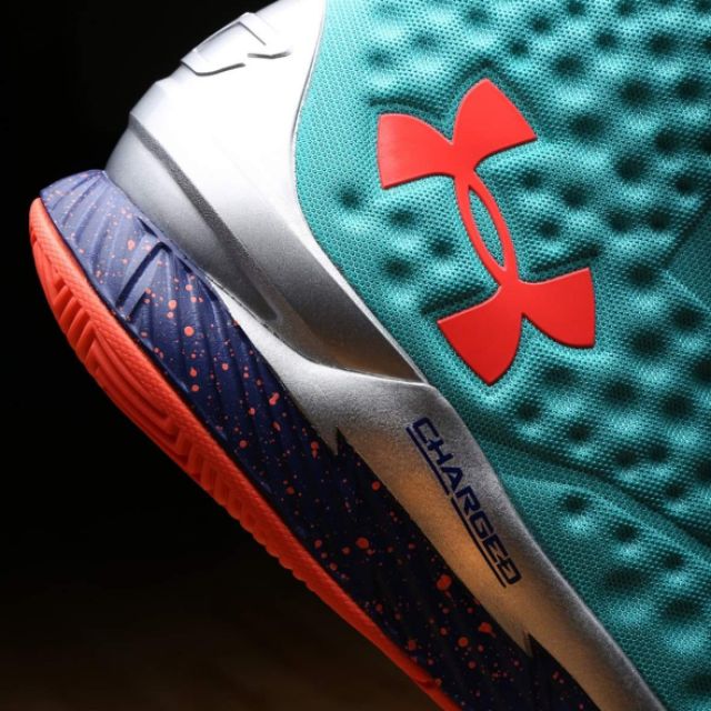 UA Curry 1 Low select  Camp配色