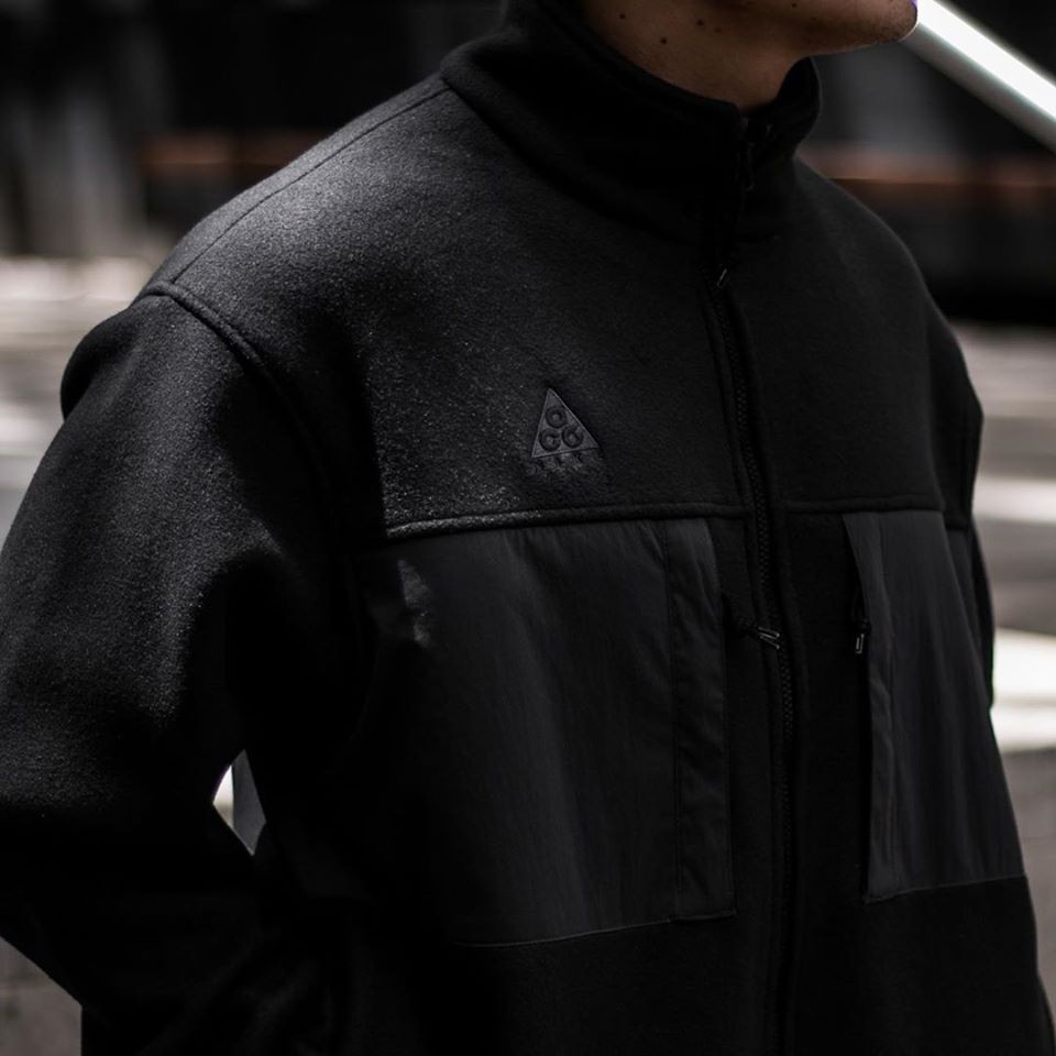 nike acg fleece jacket