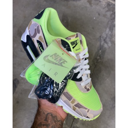 camo green nike air max