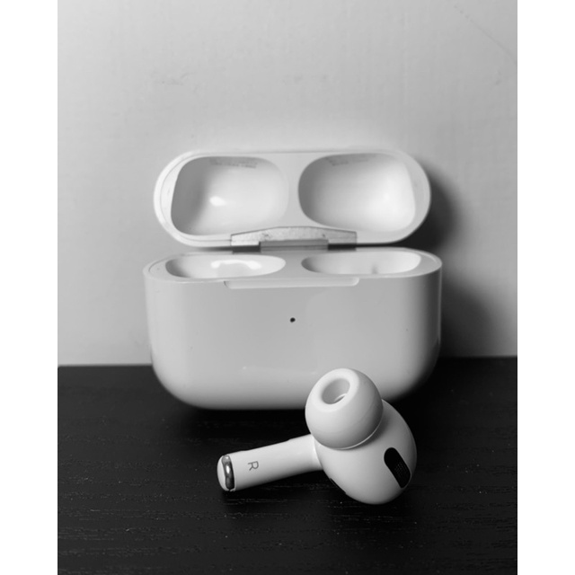 AirPods Pro 充電盒&amp;右耳（送保護殼）