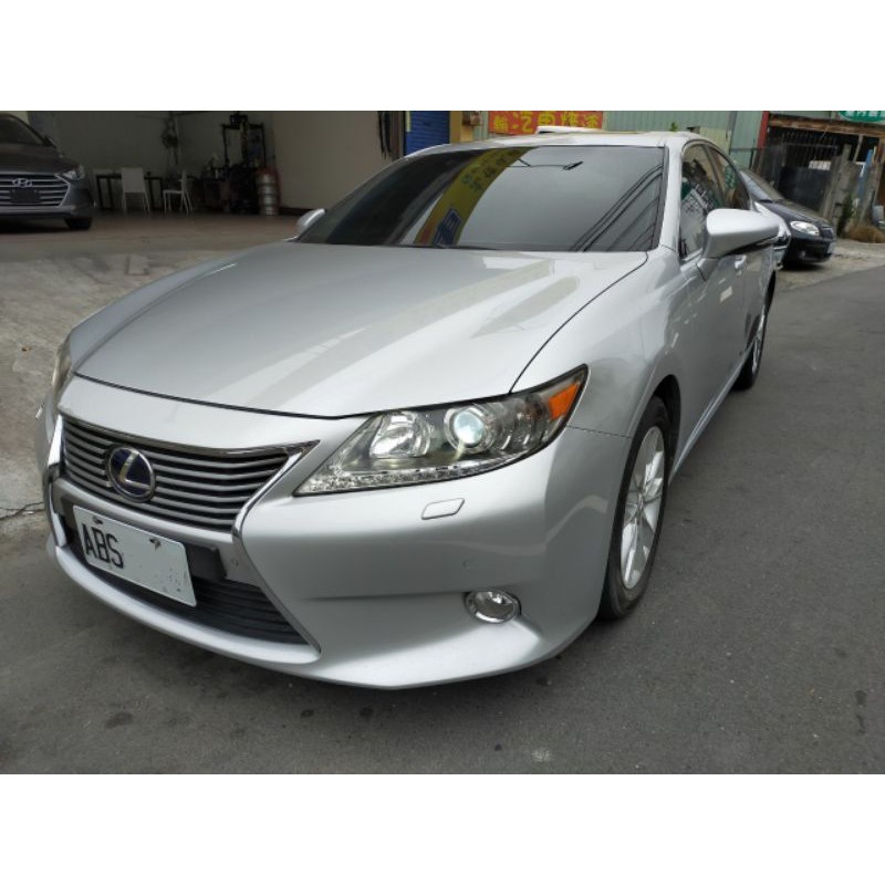 2012 Es300h 售62.5萬台中可看車 頂級 大電池已更換
0977366449 陳